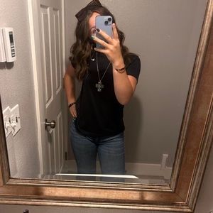 Meet your Posher, Ayla